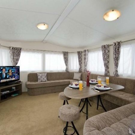 Caravans Tattershall Lakes Villa Exterior photo